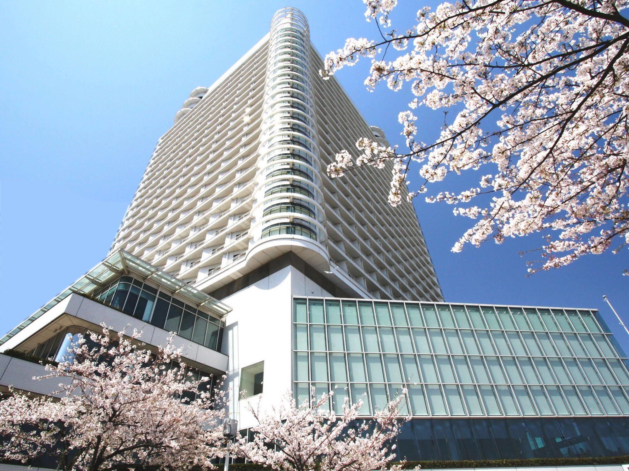 The Yokohama Bay Hotel Tokyu Exteriör bild